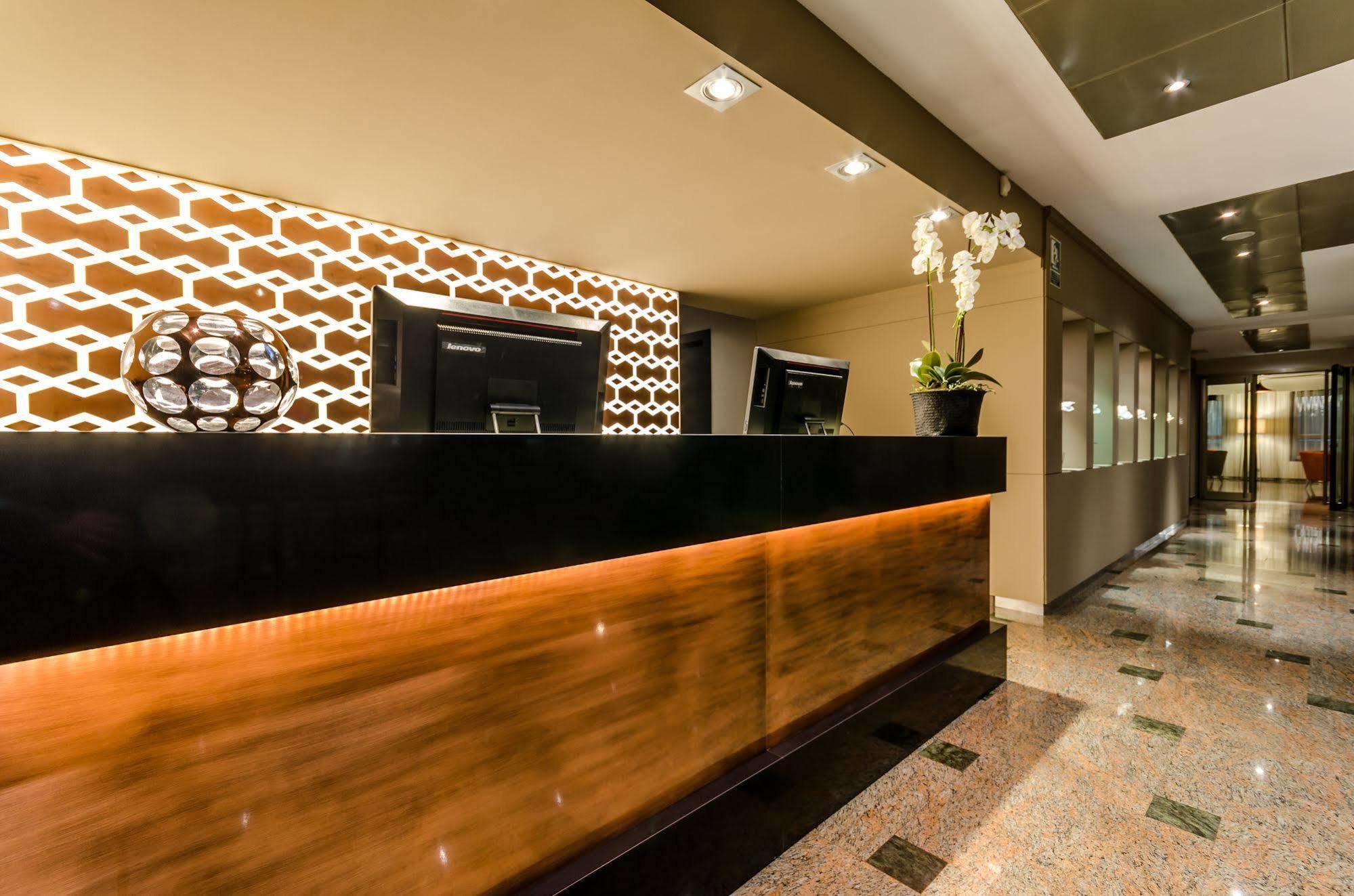 Hotel Eurostars Andorra Exterior foto Reception