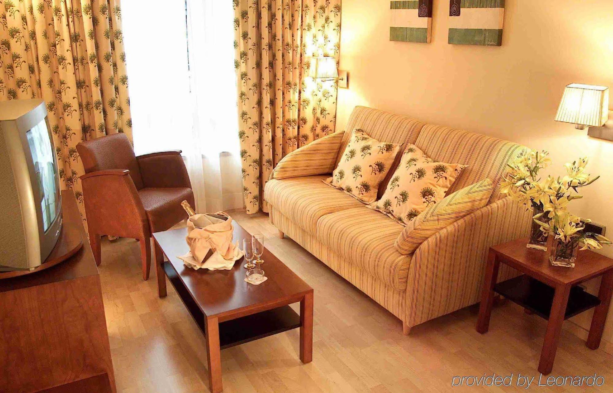 Hotel Eurostars Andorra Exterior foto A living room